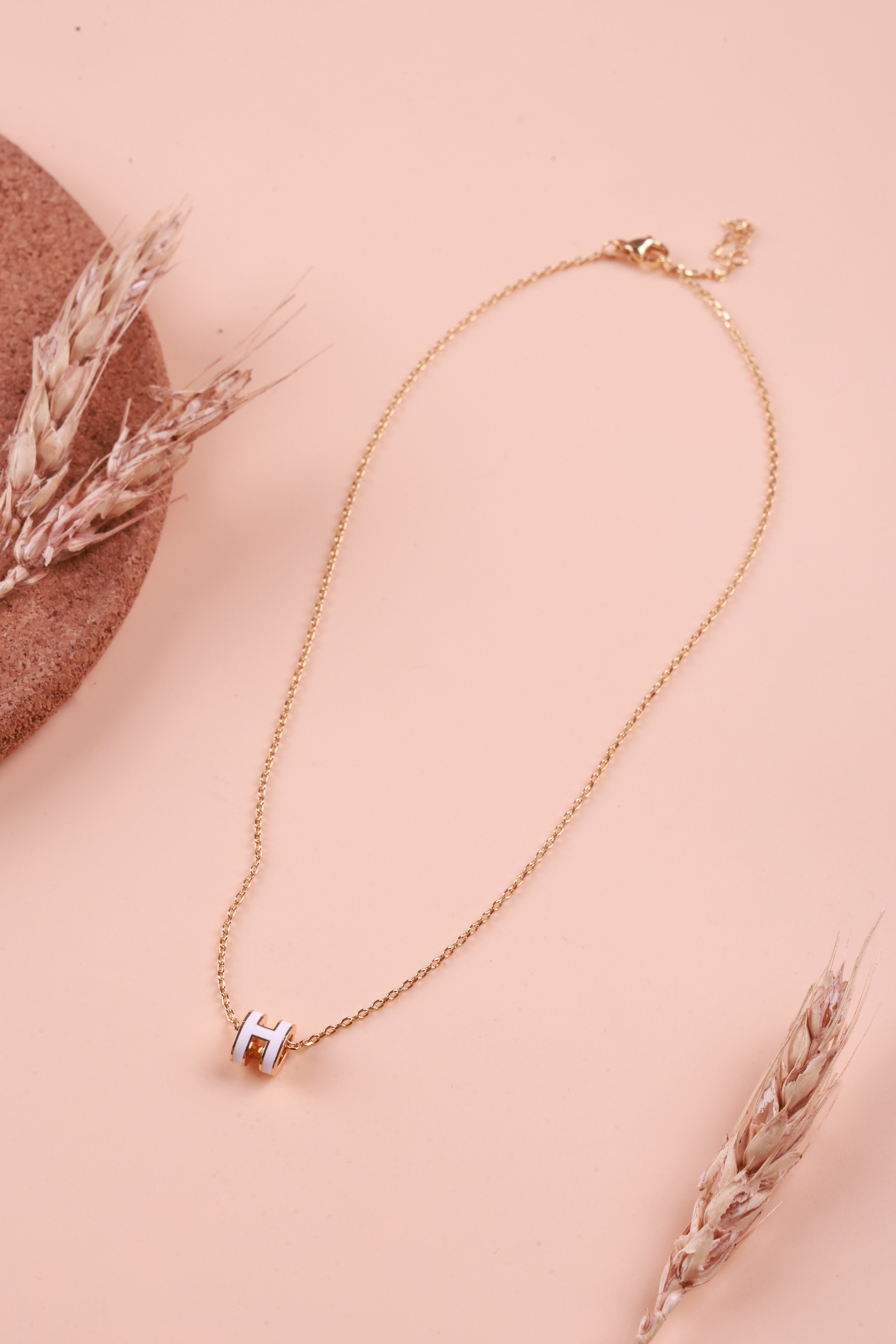 Lavender Barrel Luxe Hermie Neckchain