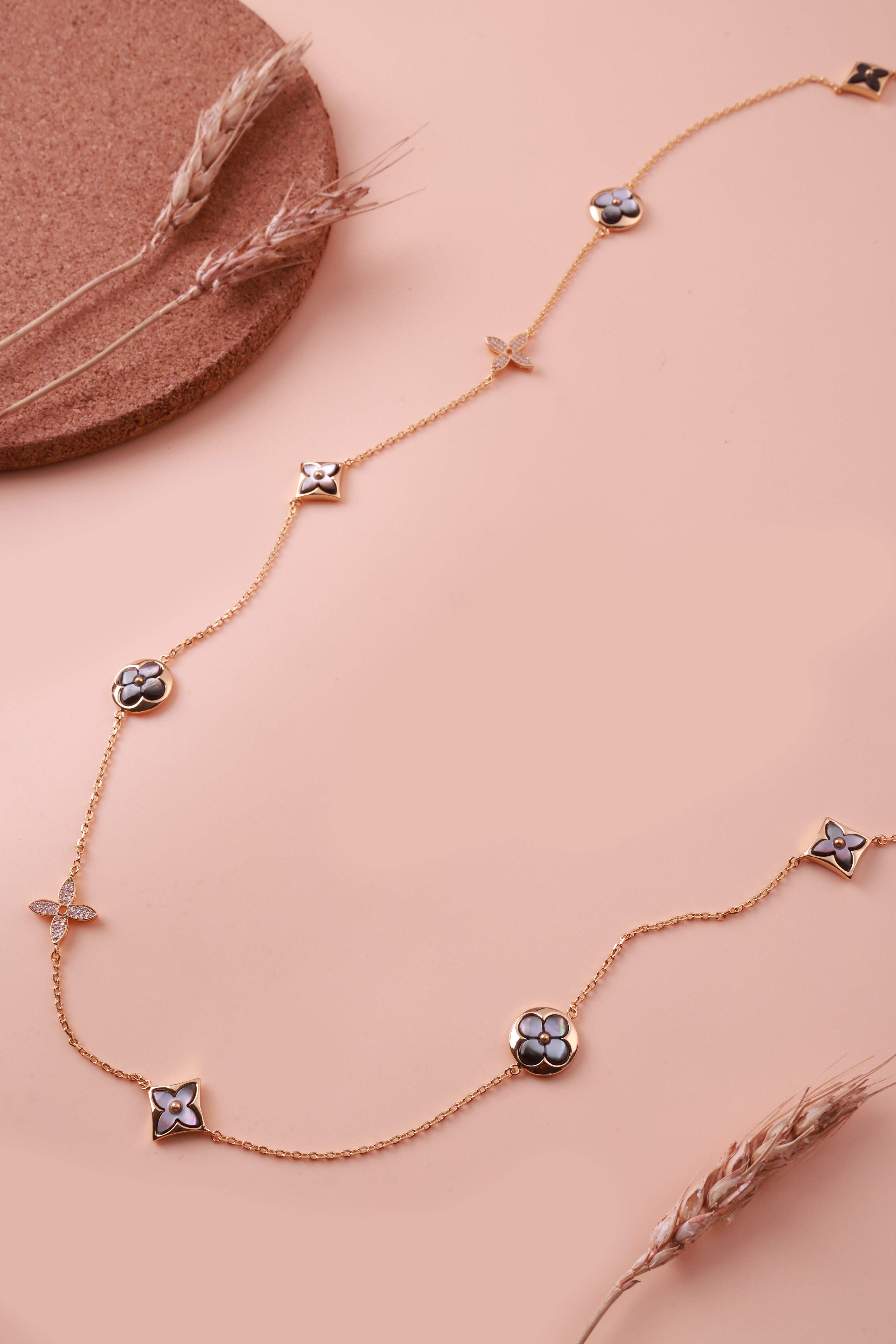 Dazzlinn Elvy Neckchain