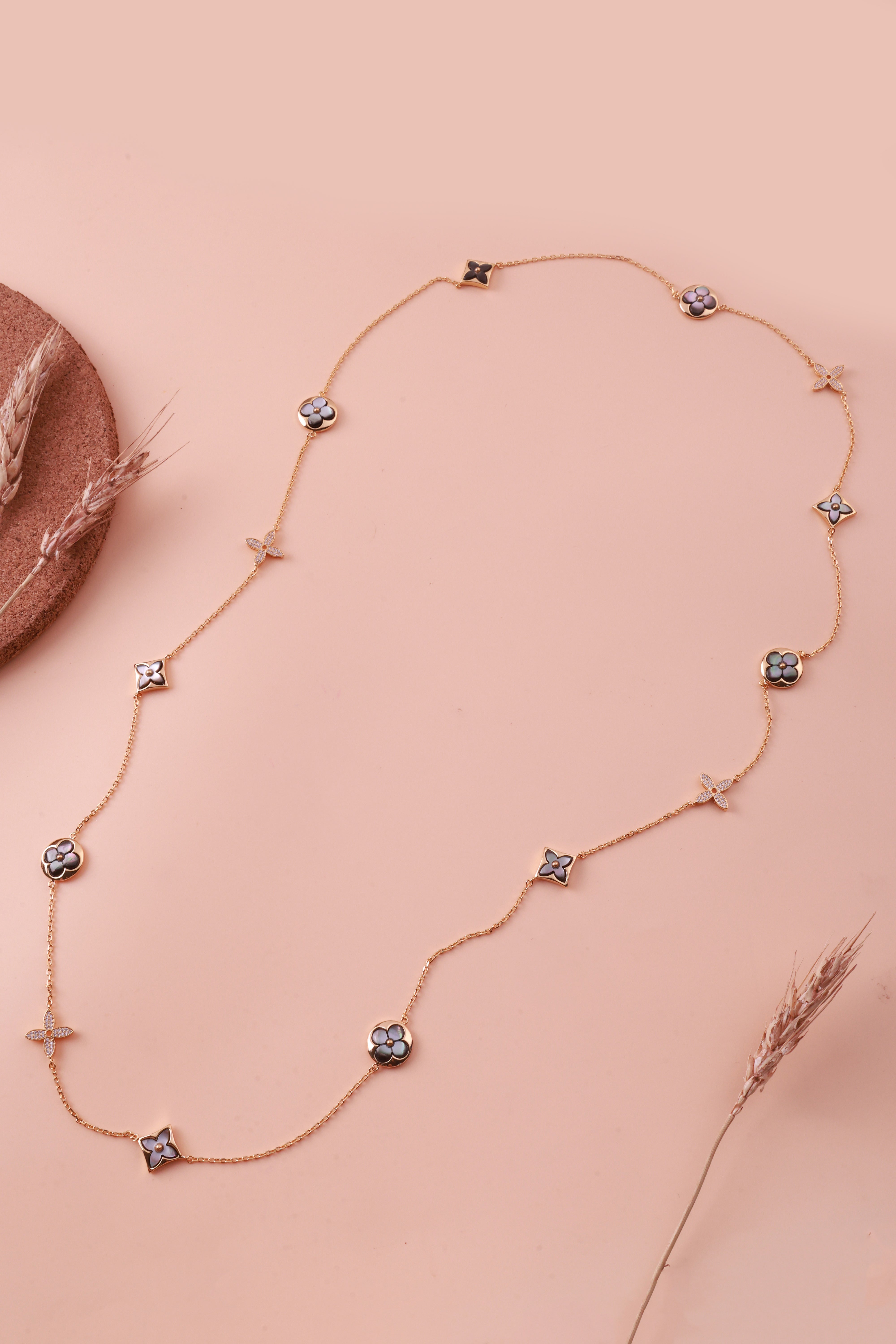 Dazzlinn Elvy Neckchain