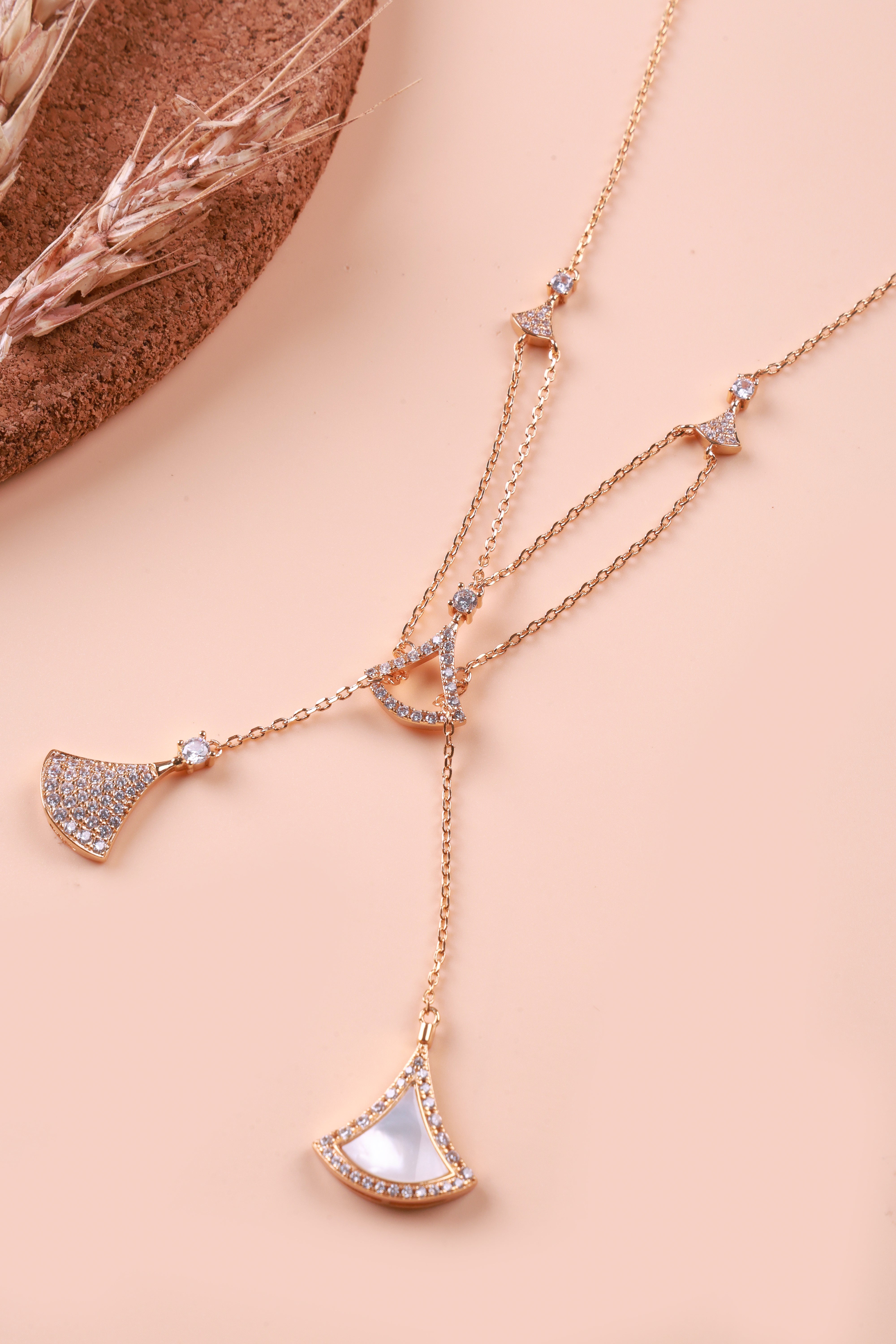Starluxe Bulgaree Neckchain