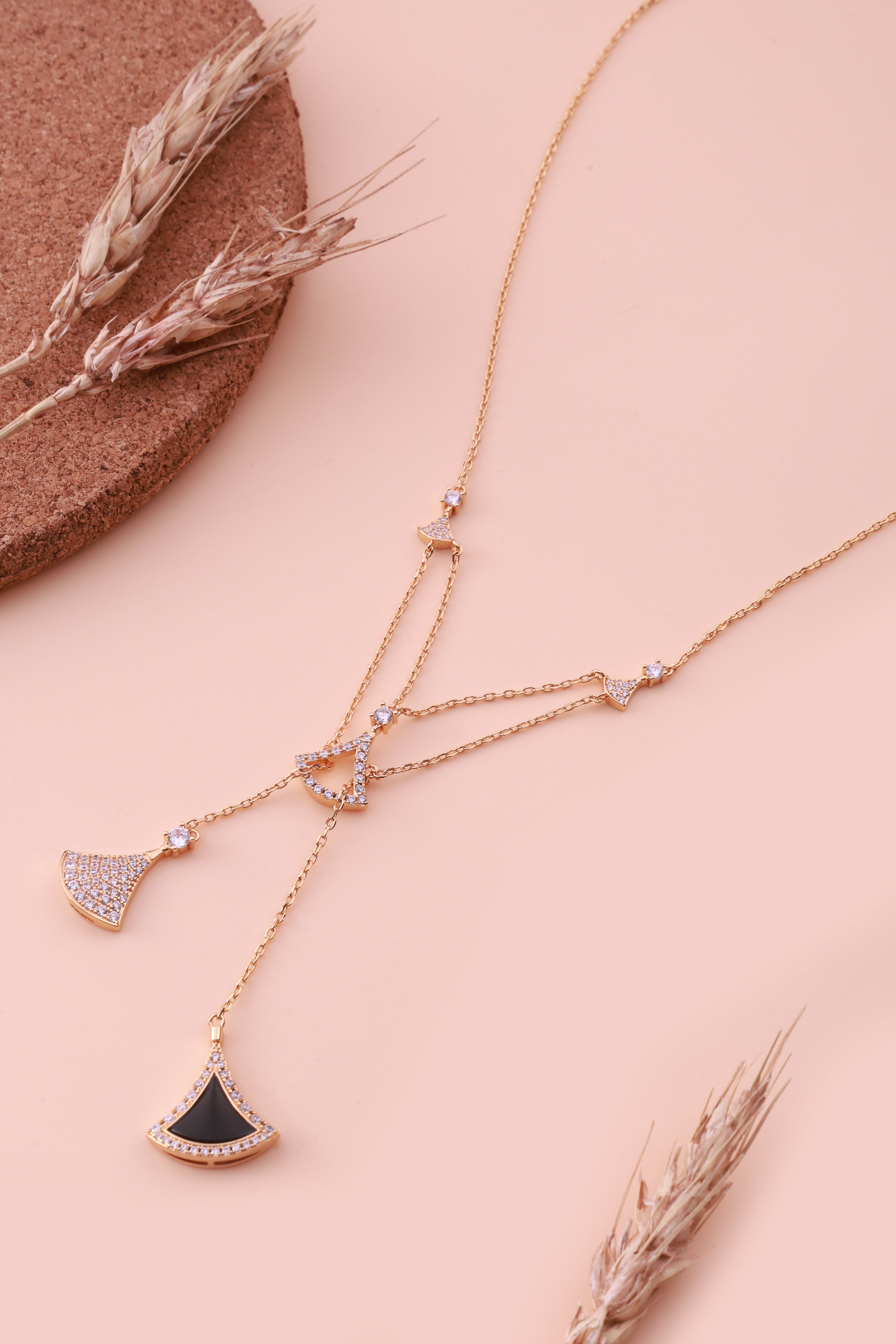 Serenique Bulgaree Neckchain