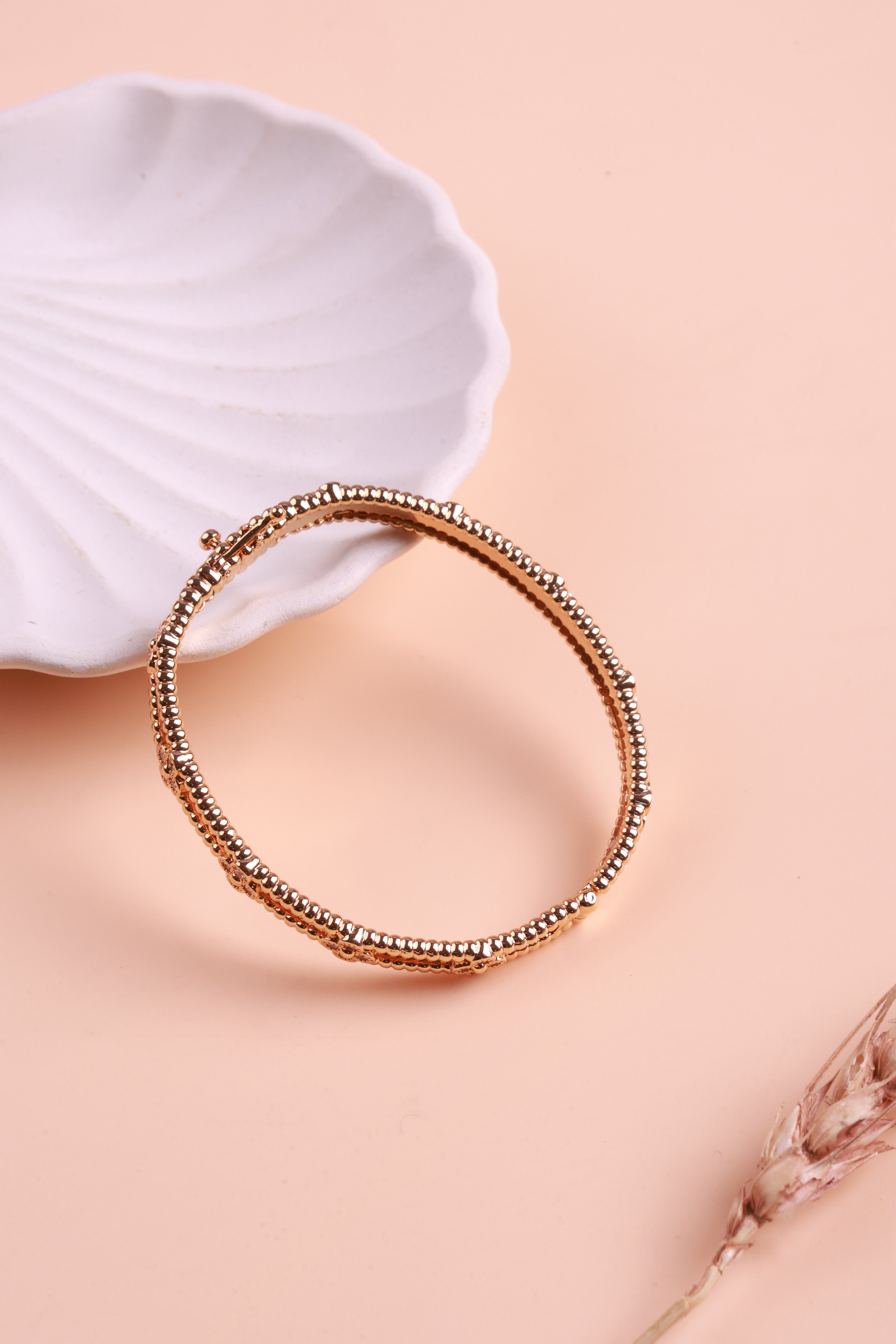 Dazzling Gold Bracelet