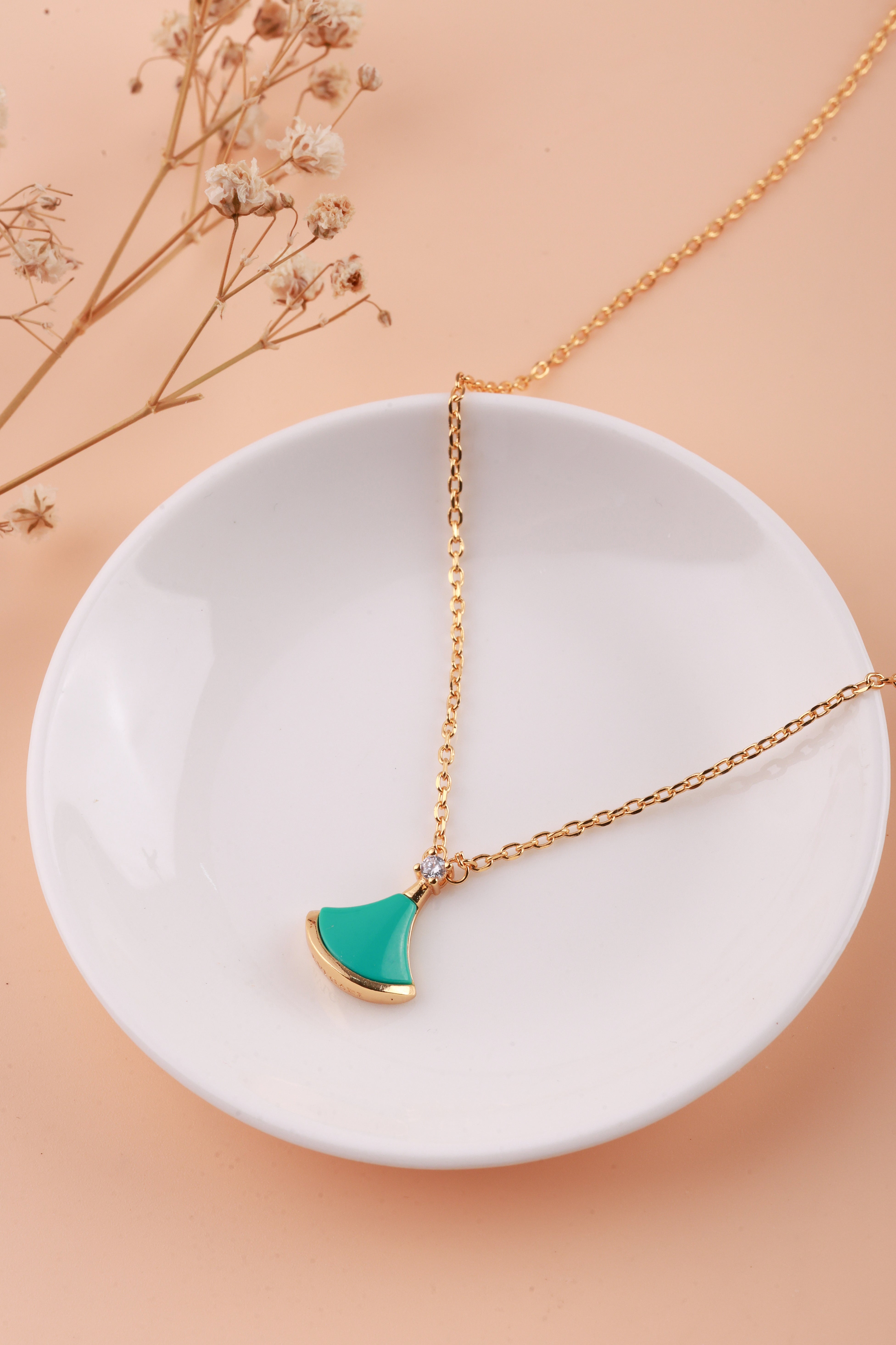 Teal Green Gleam Bulgaree Neckchain