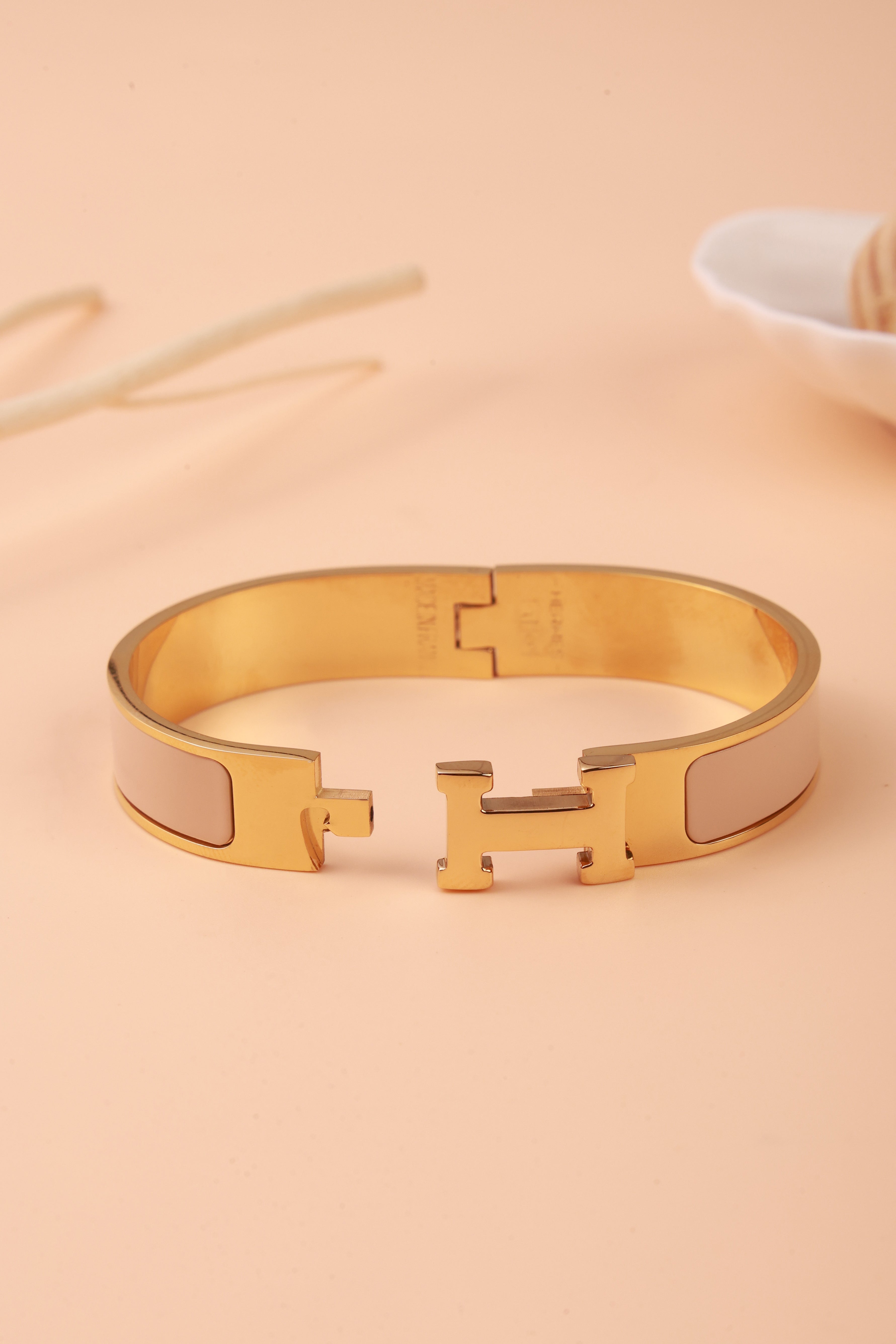 Lush Beige Hermie Bracelet