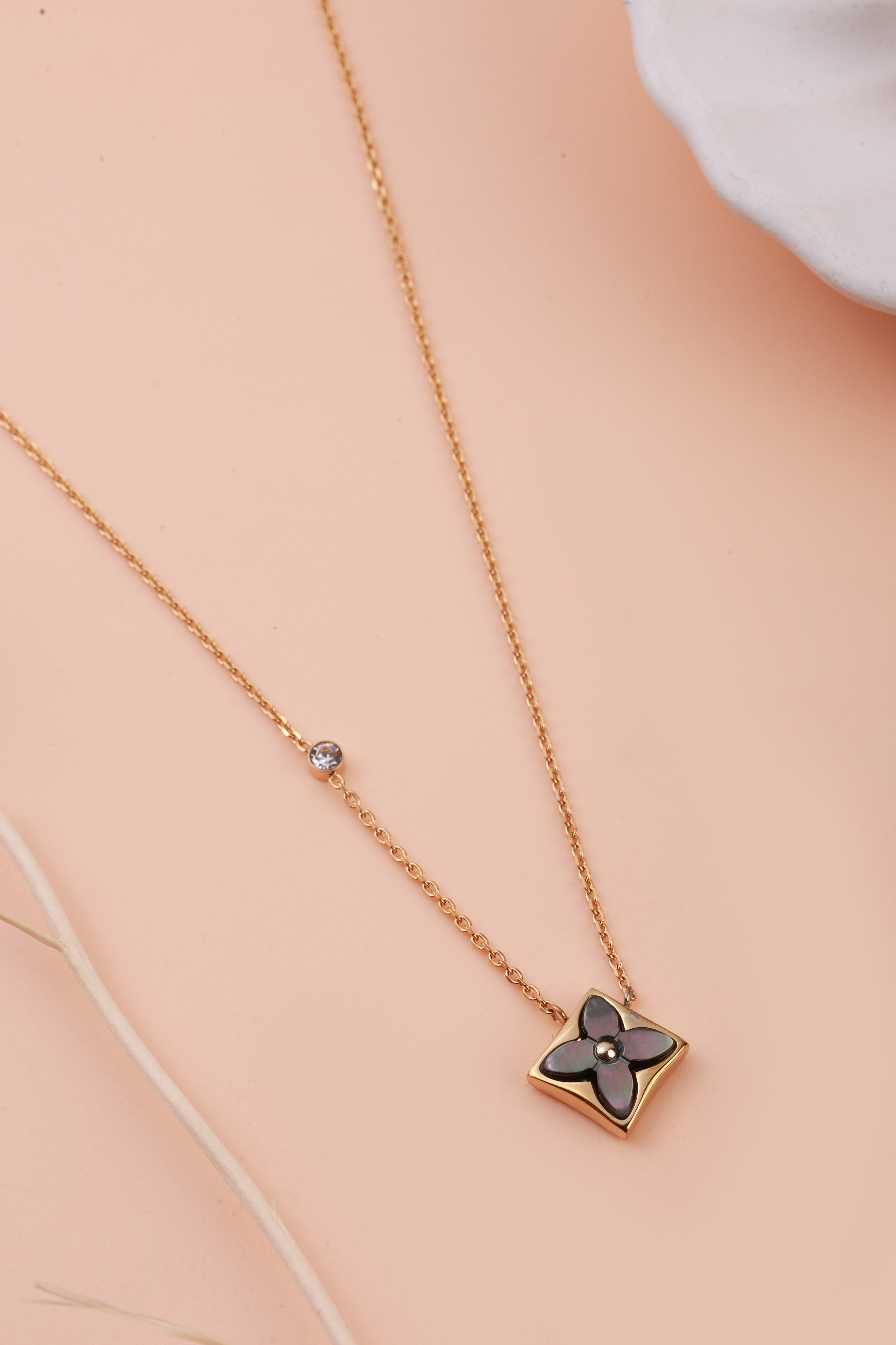Chic Black Floral Elvy Neckchain