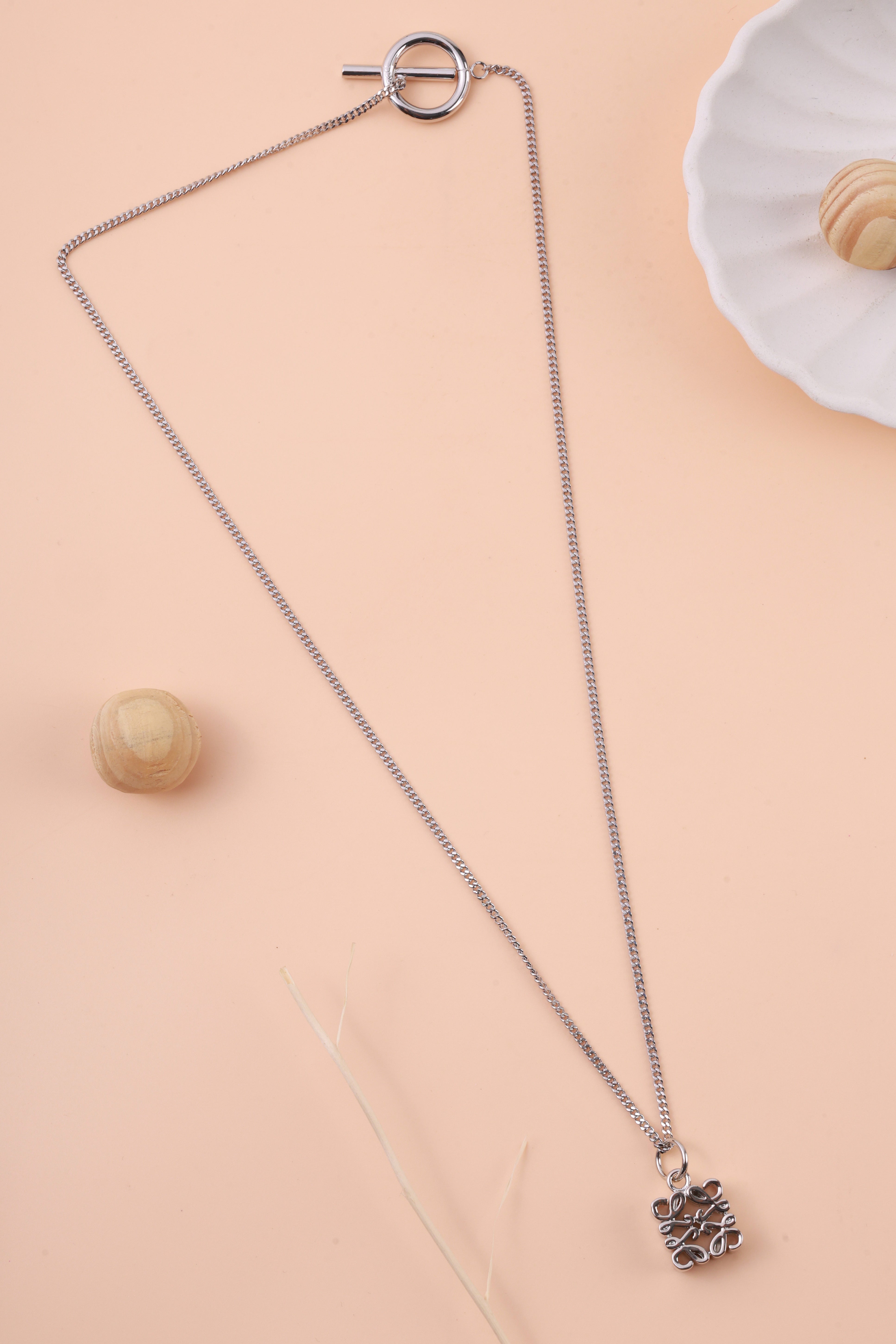 Gilded Grace Silver Lowe Neckchain