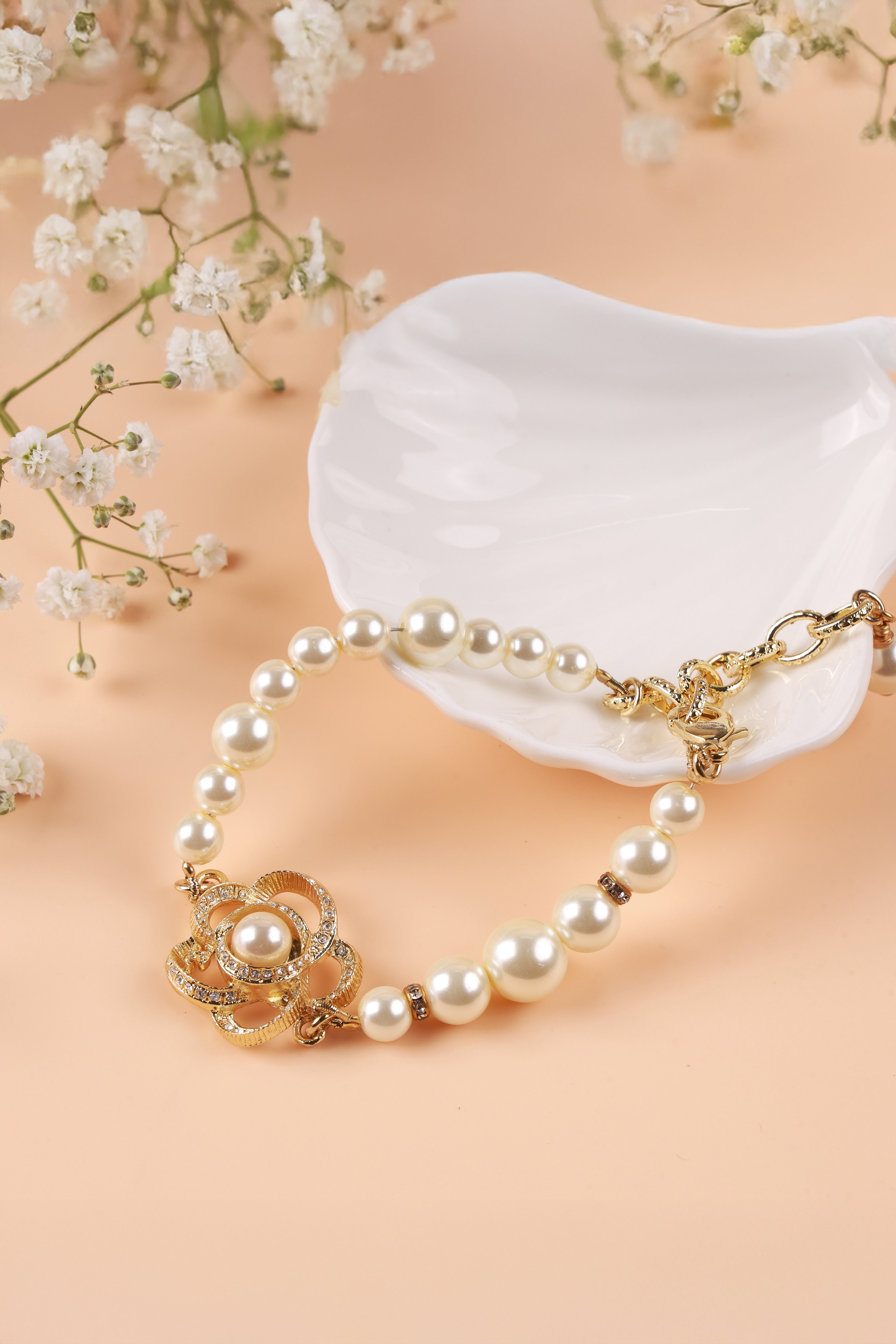 Golden Fleur Shanel Bracelet