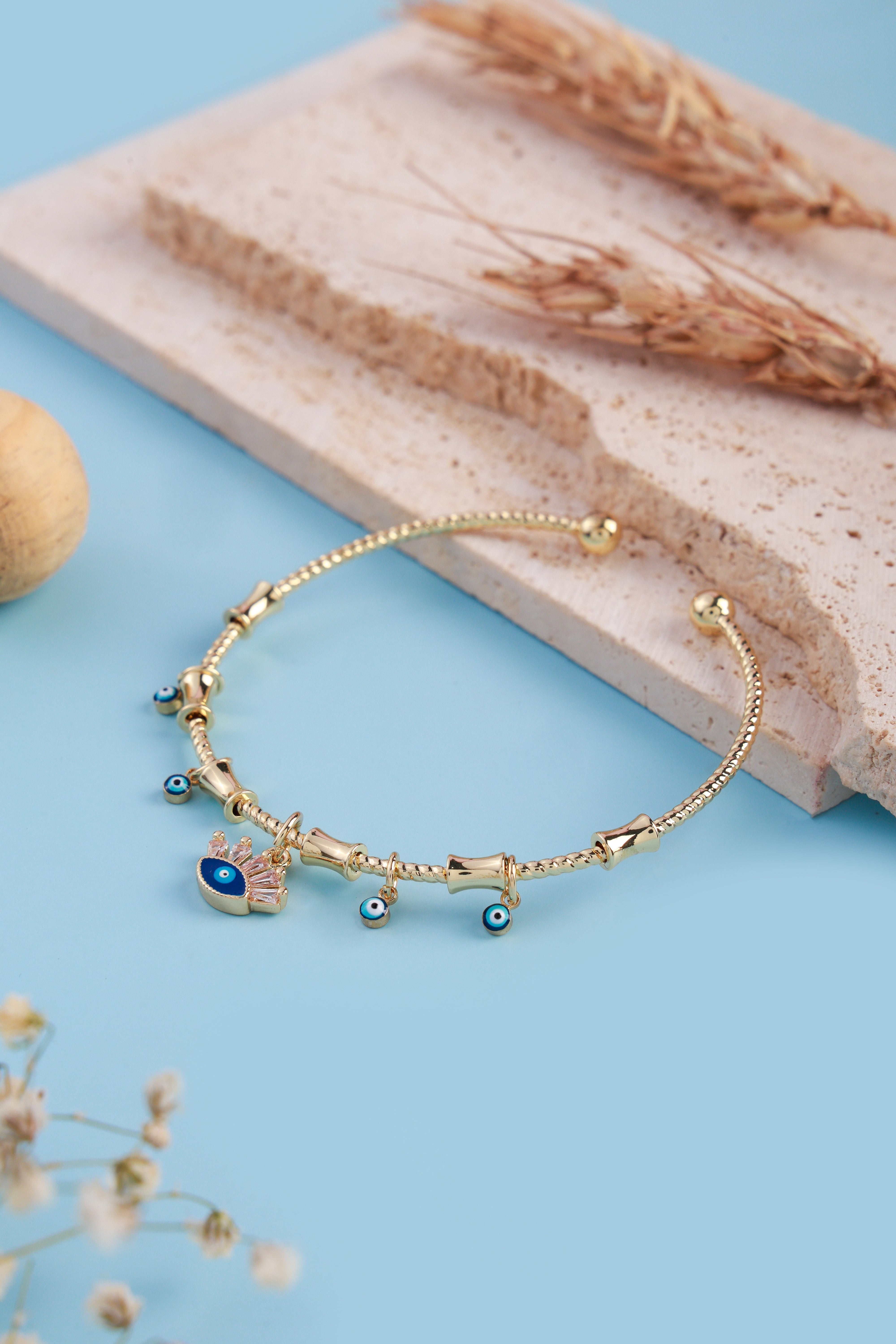 Iconic Glow Bracelet