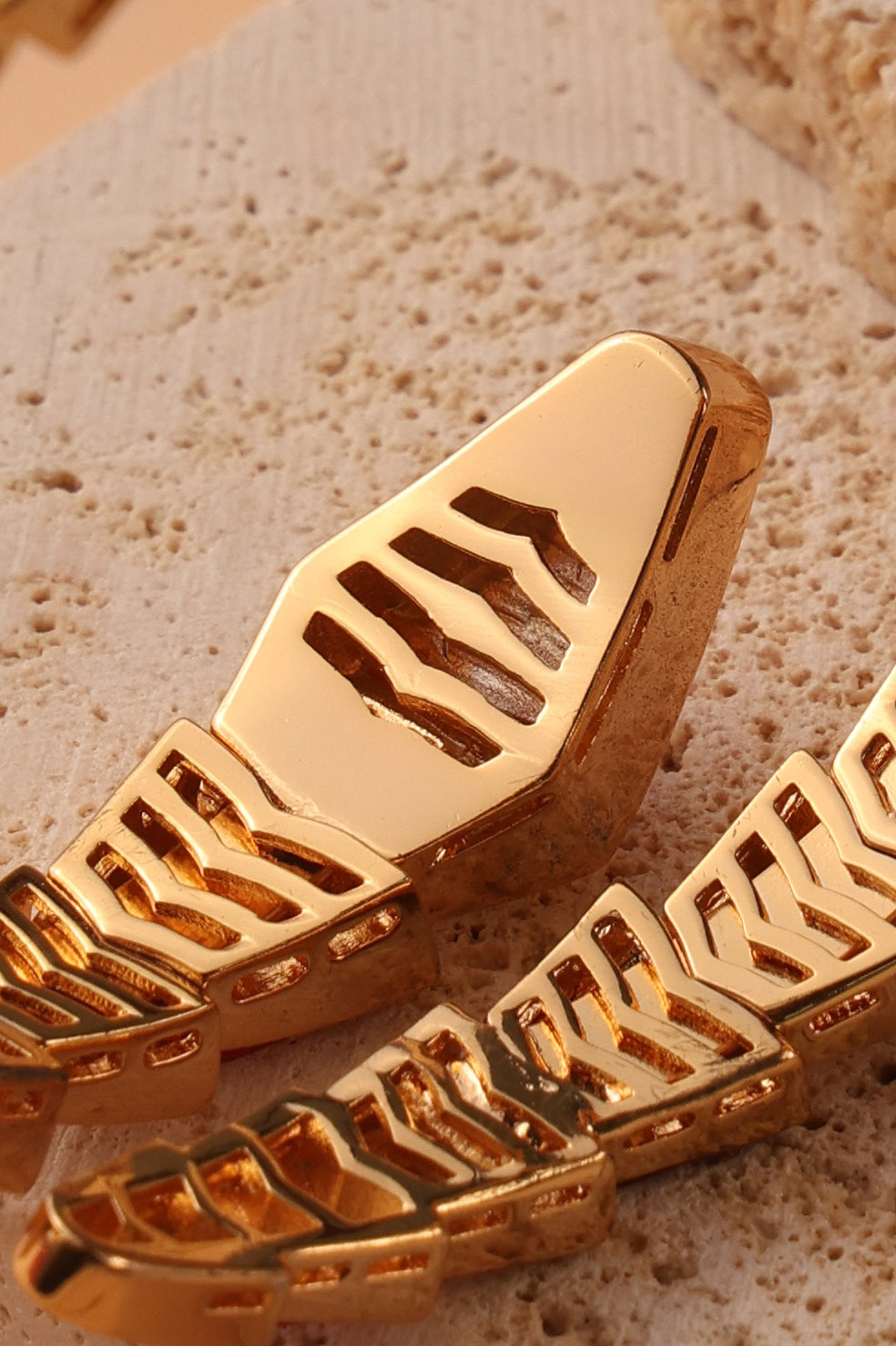 Radiant Loop Bracelet