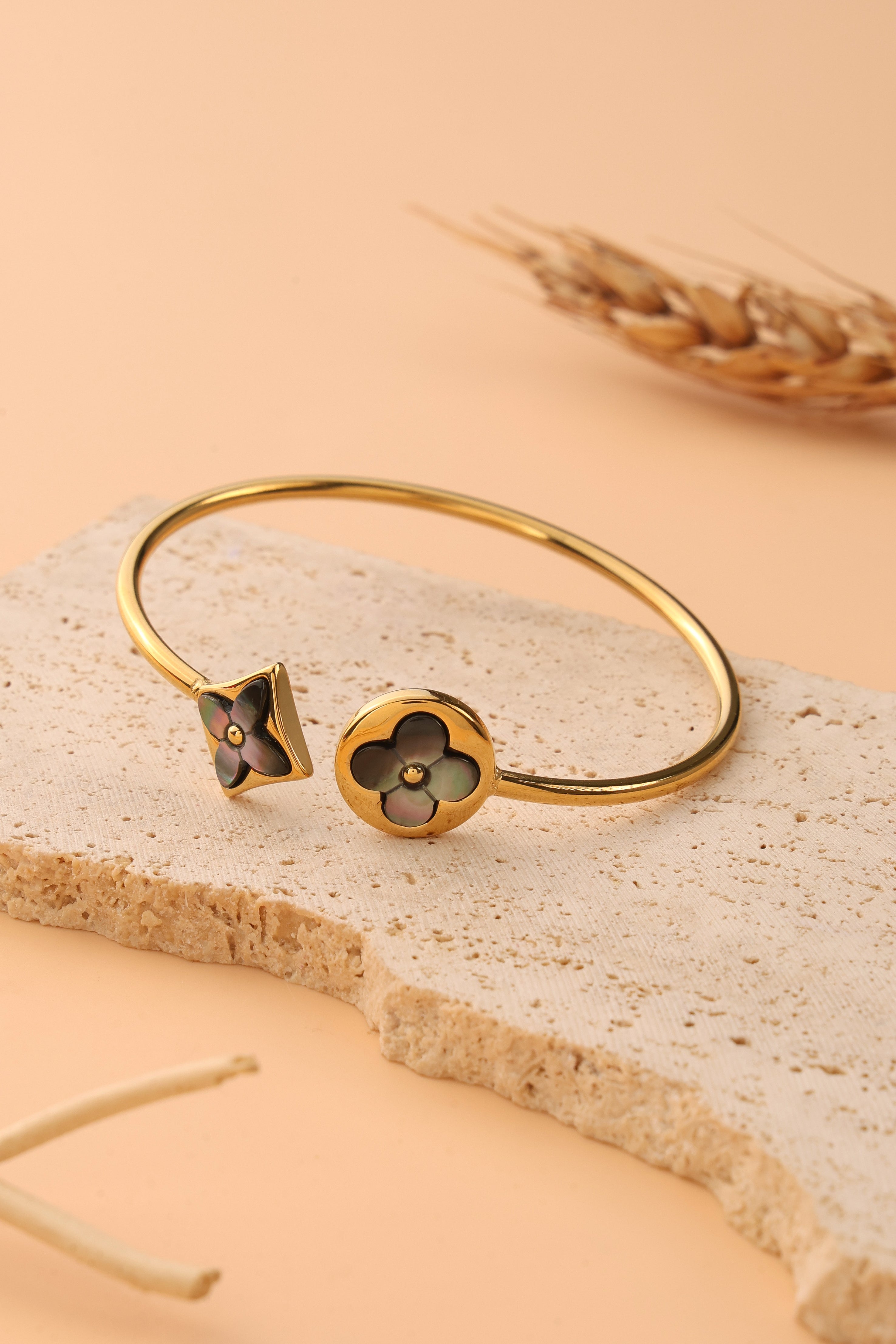 Precious Crest Bracelet