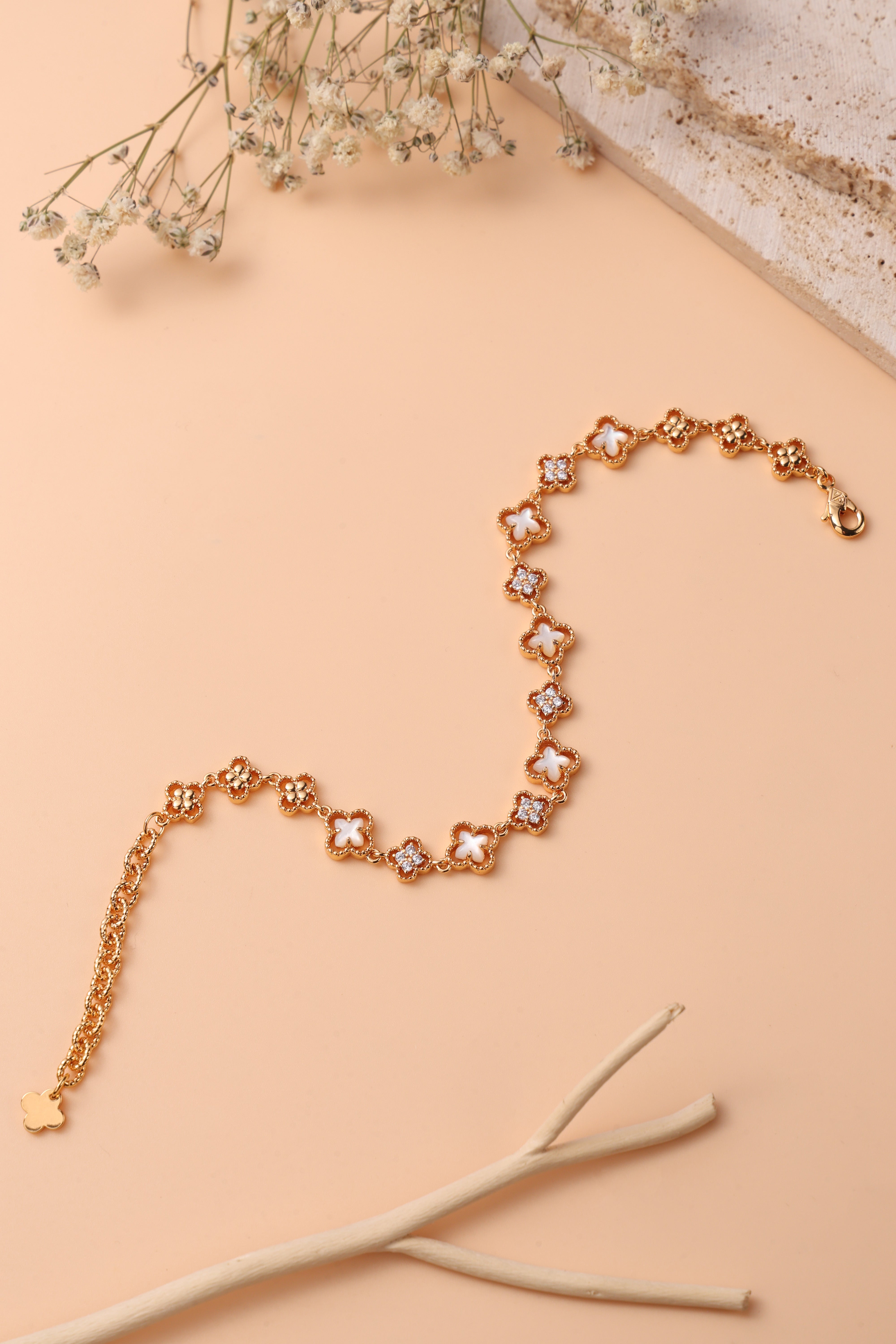 Artistic Glow Bracelet