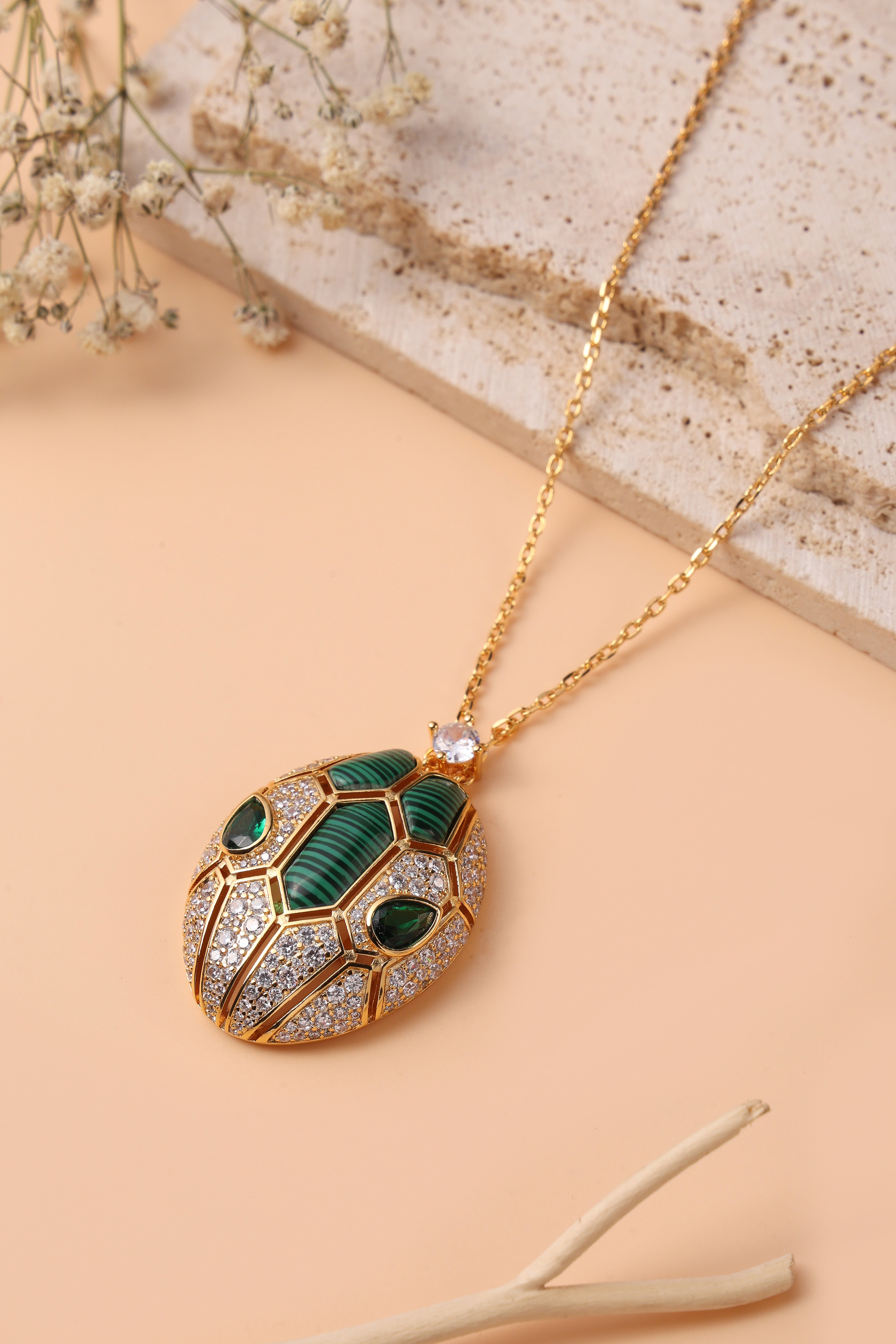 Royal Glow Neckchain