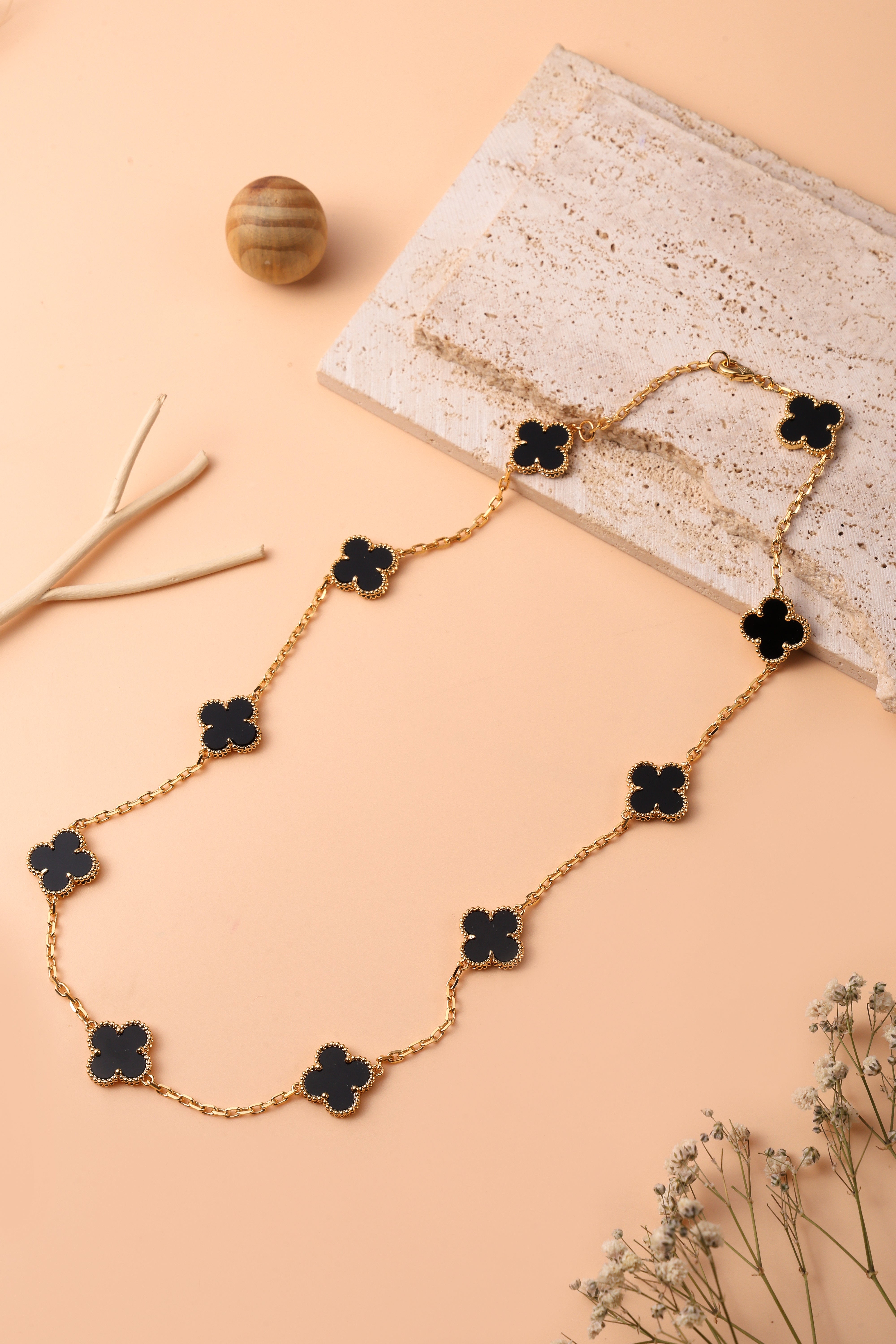 Night Glow Neckchain