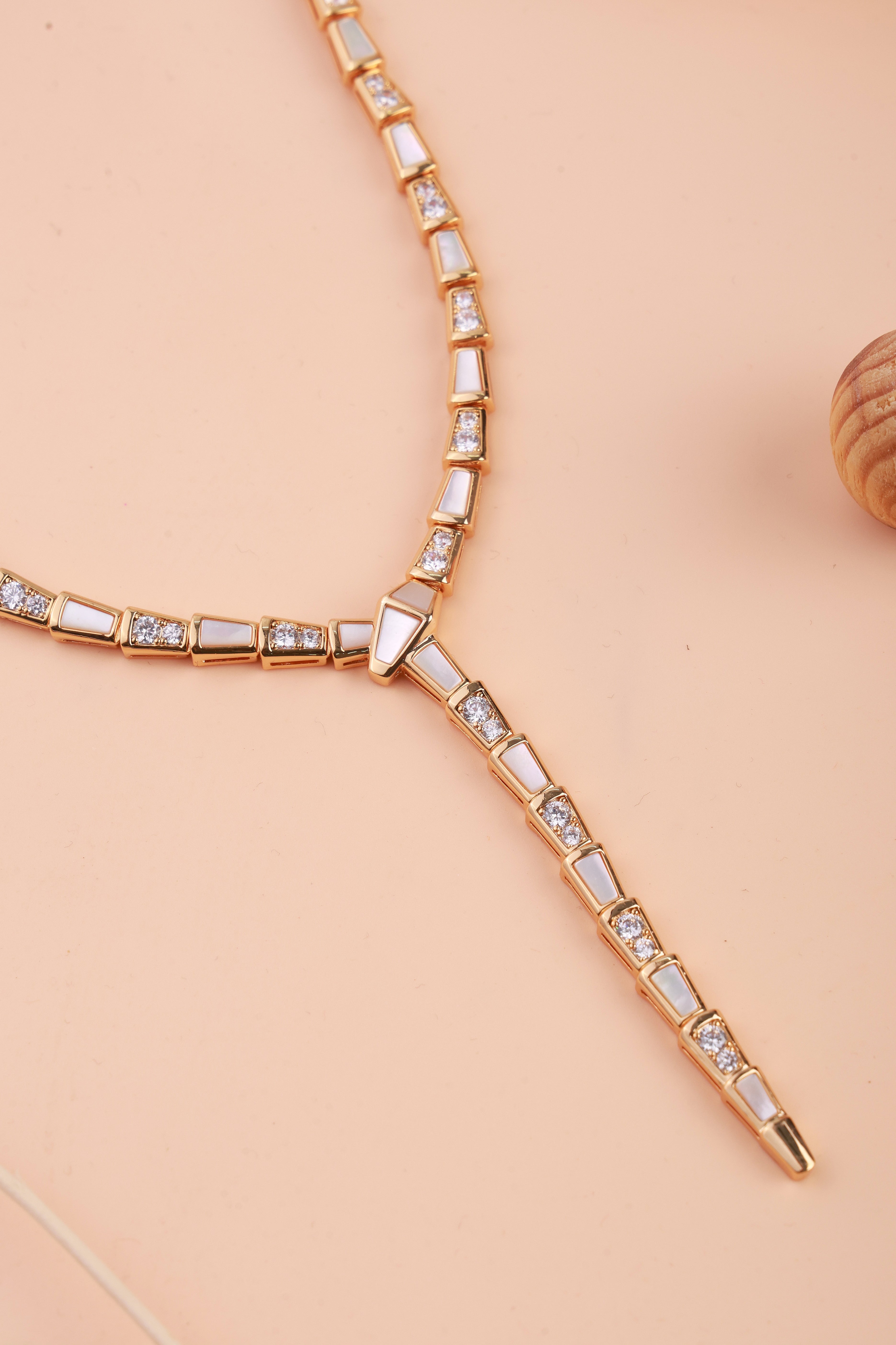 Golden Gleam Bulgaree Neckchain