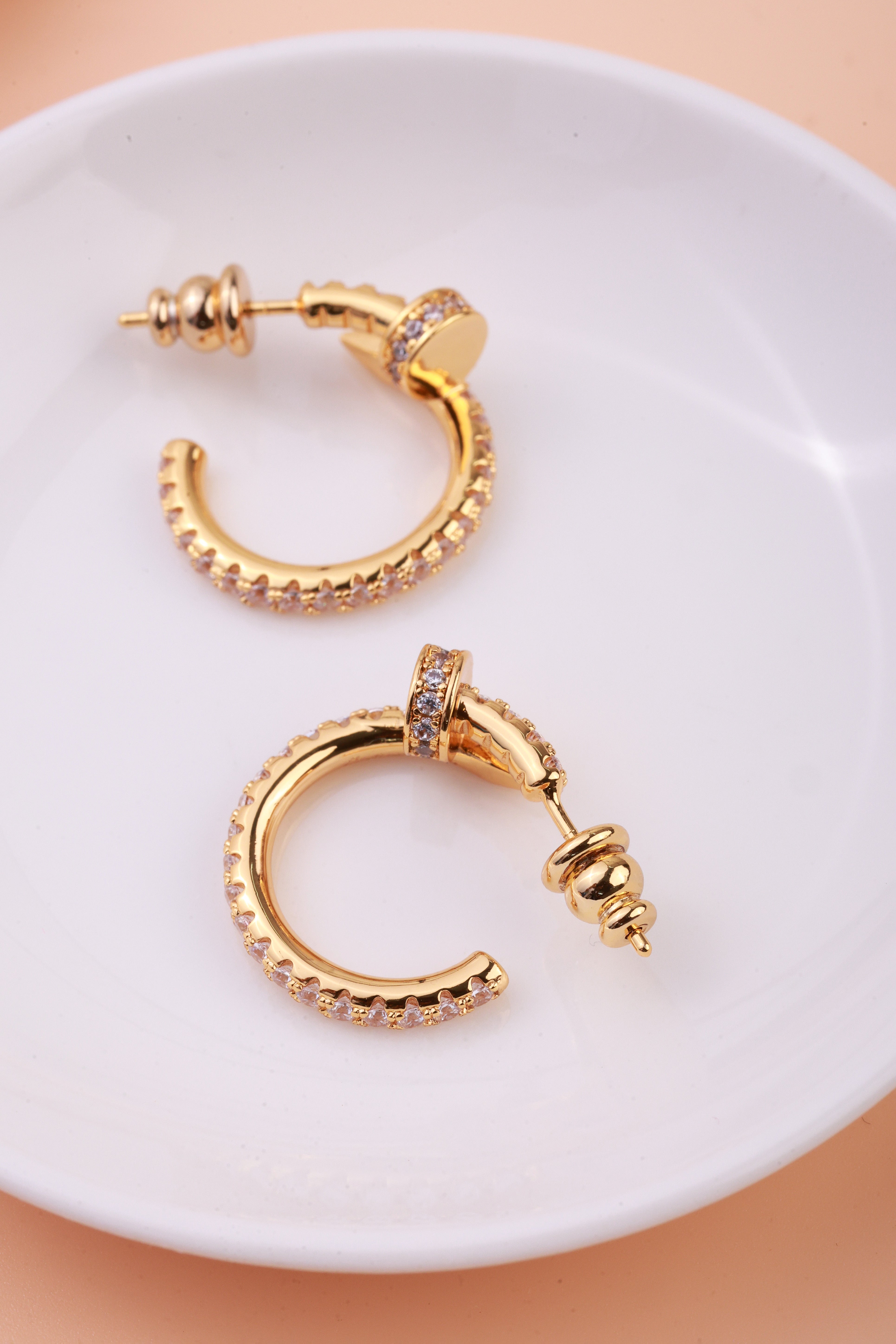 Twinkle Dot Carter Earrings
