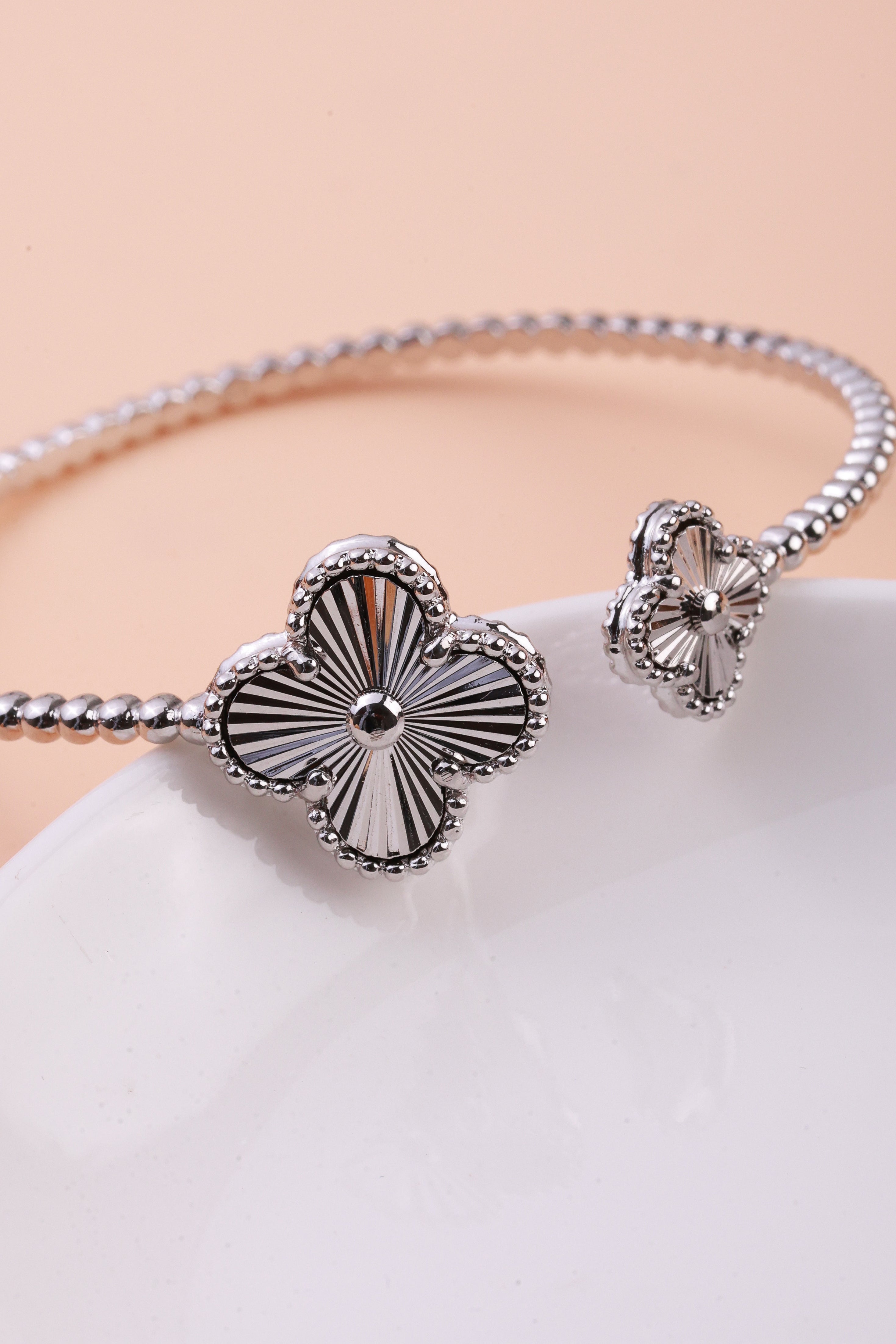 Dazzling Silver Flora Van Chief Bracelet