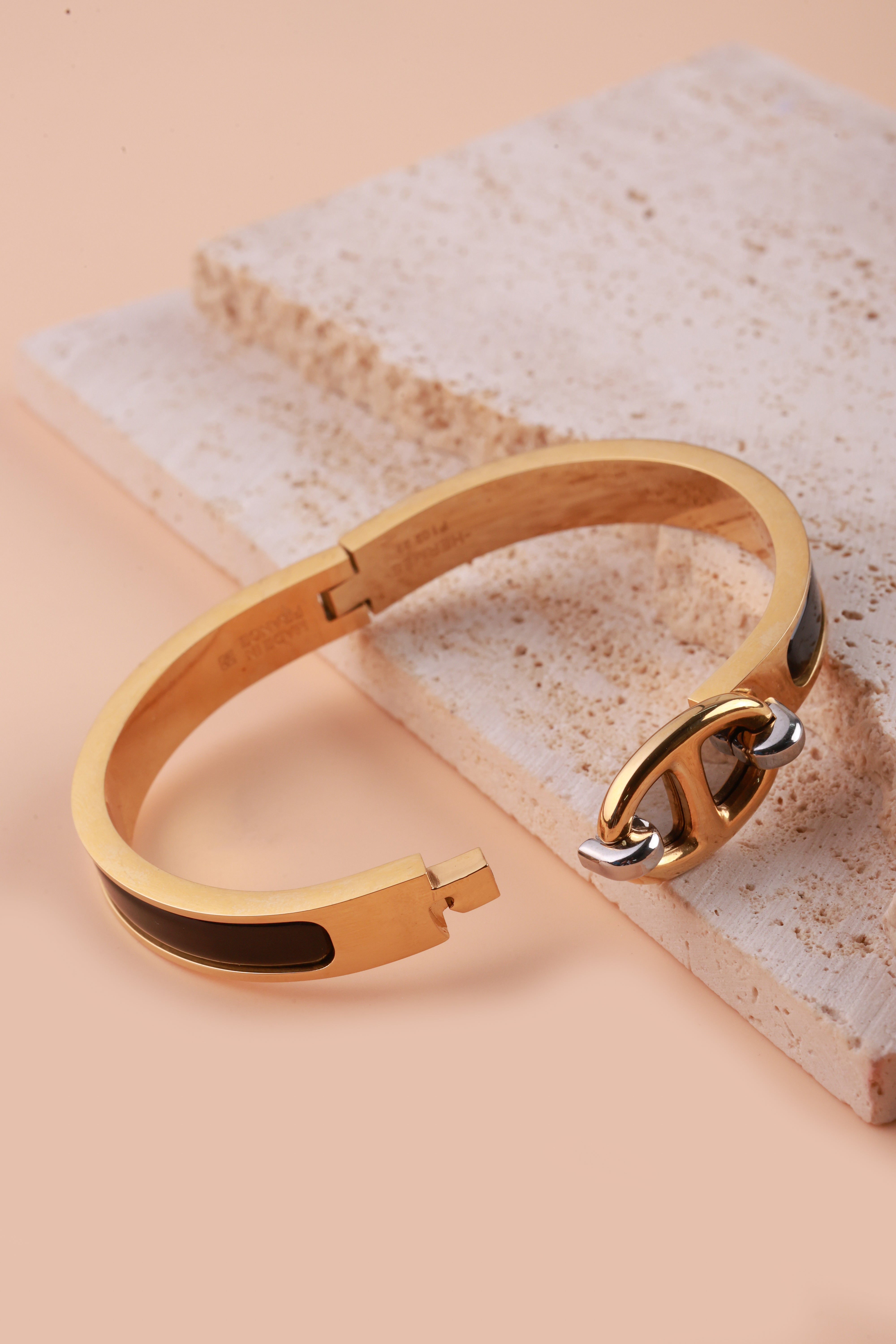 Stellar Black Hermie Bracelet