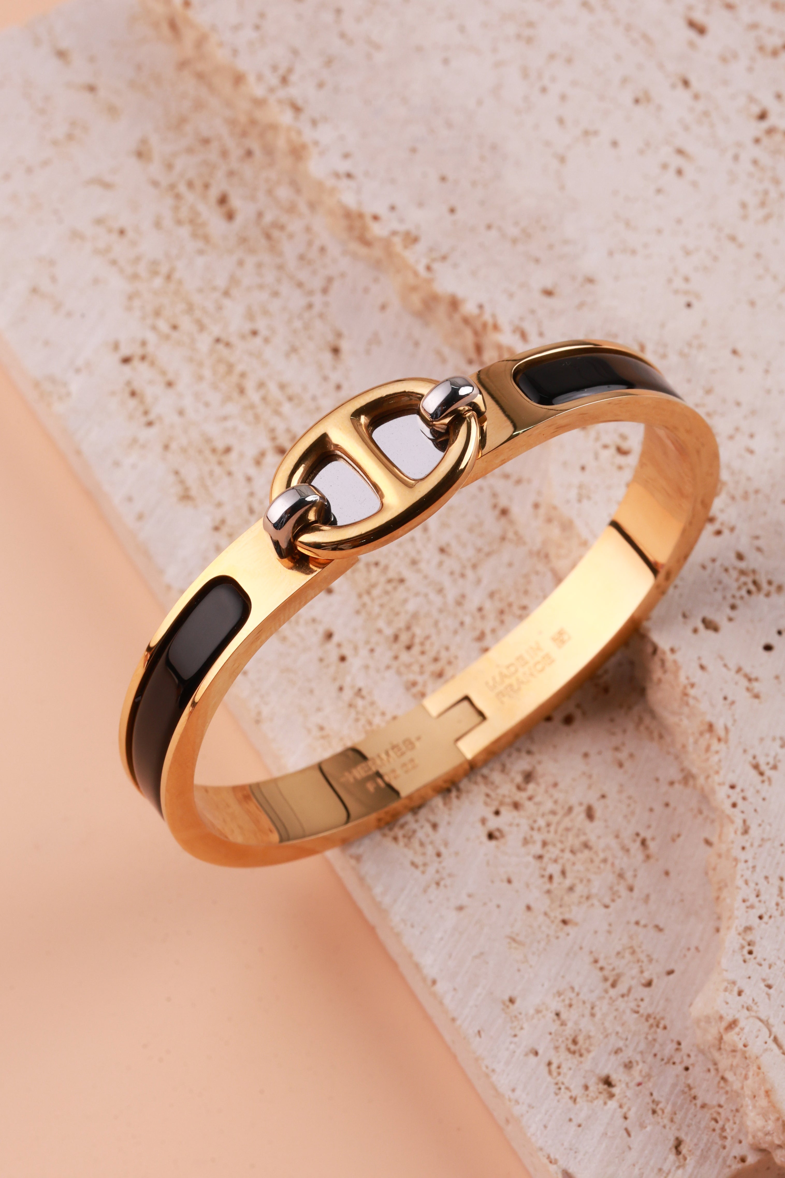 Stellar Black Hermie Bracelet