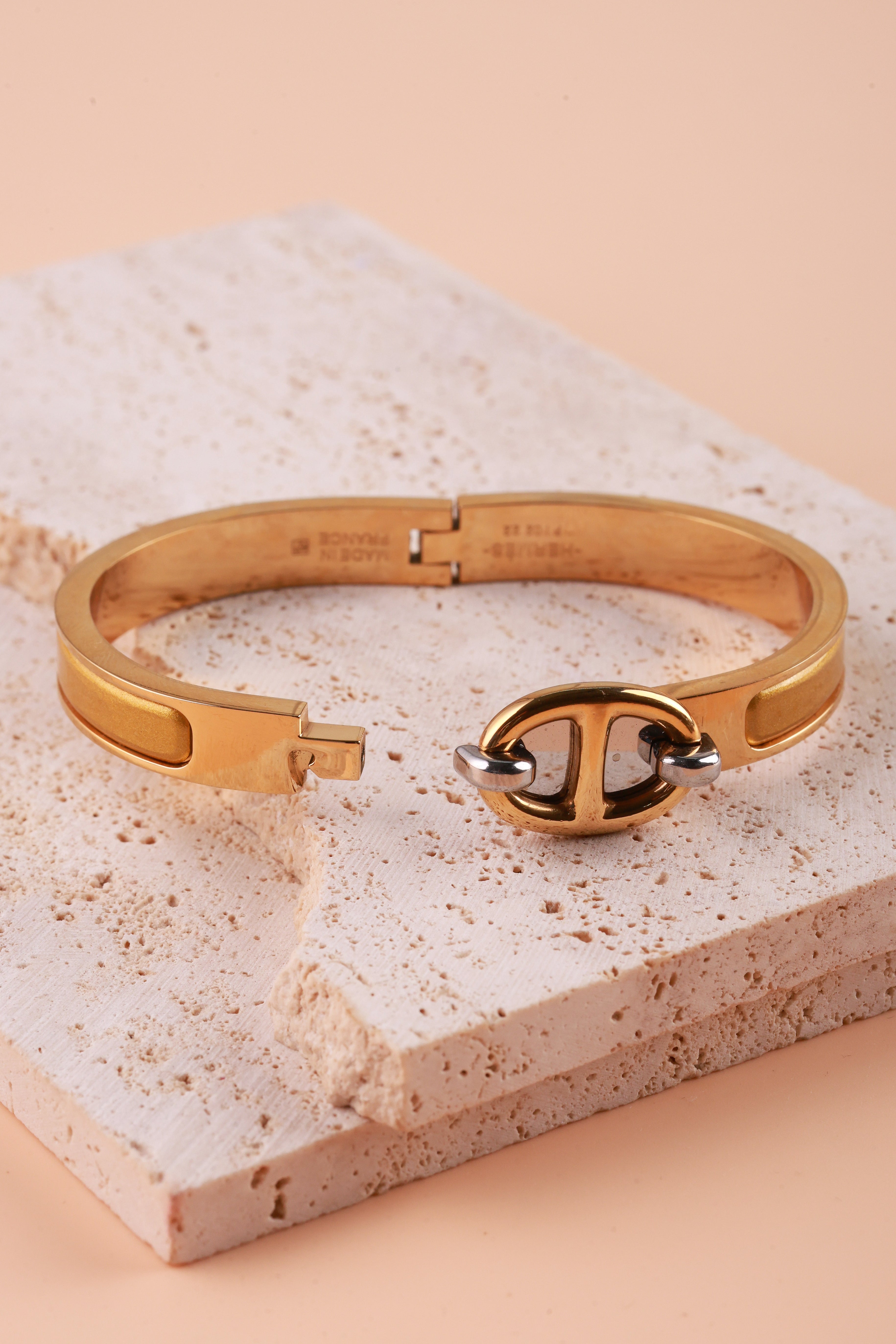 Stellar Golden Hermie Bracelet