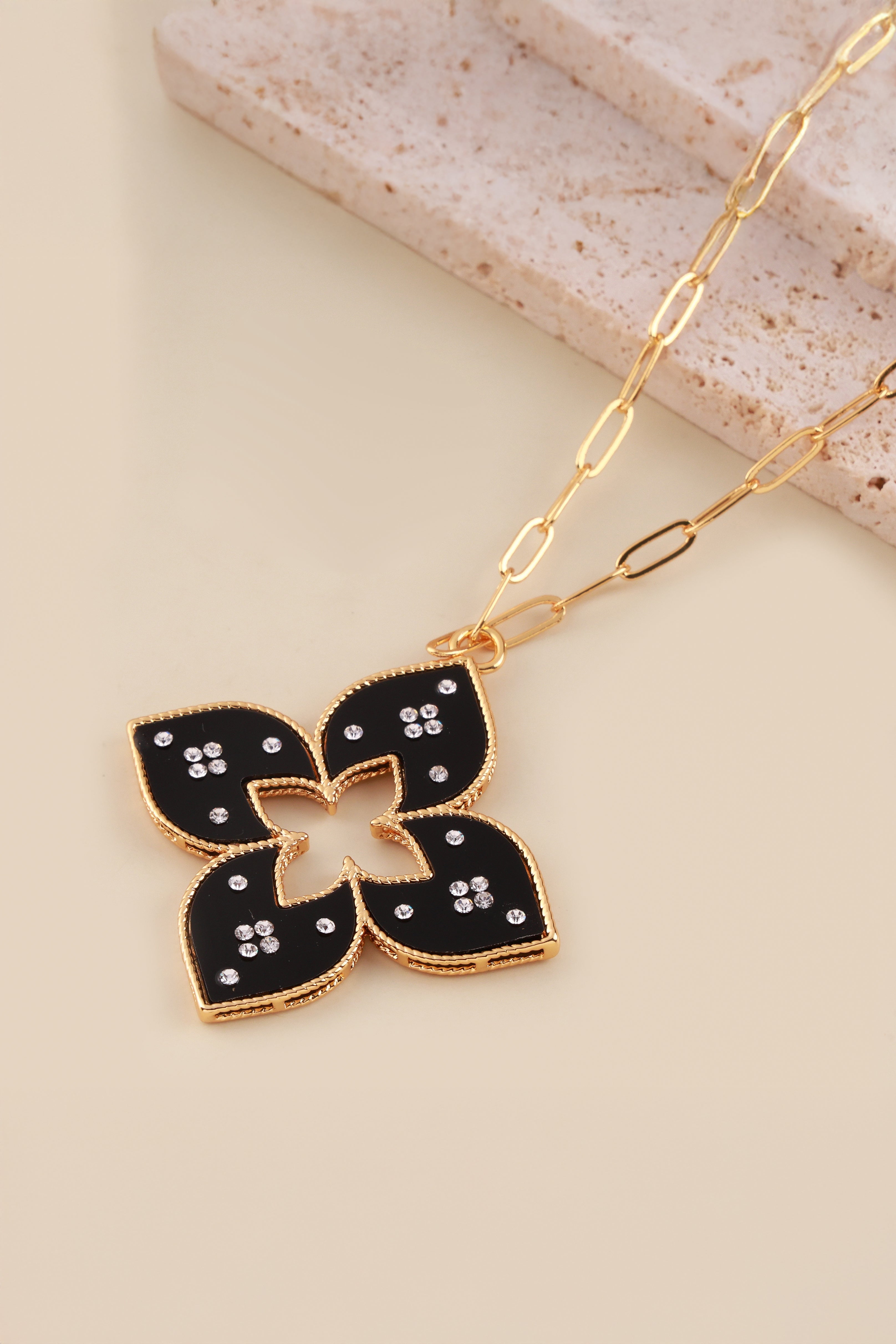Golden Shadow Alberto Quain Neckchain