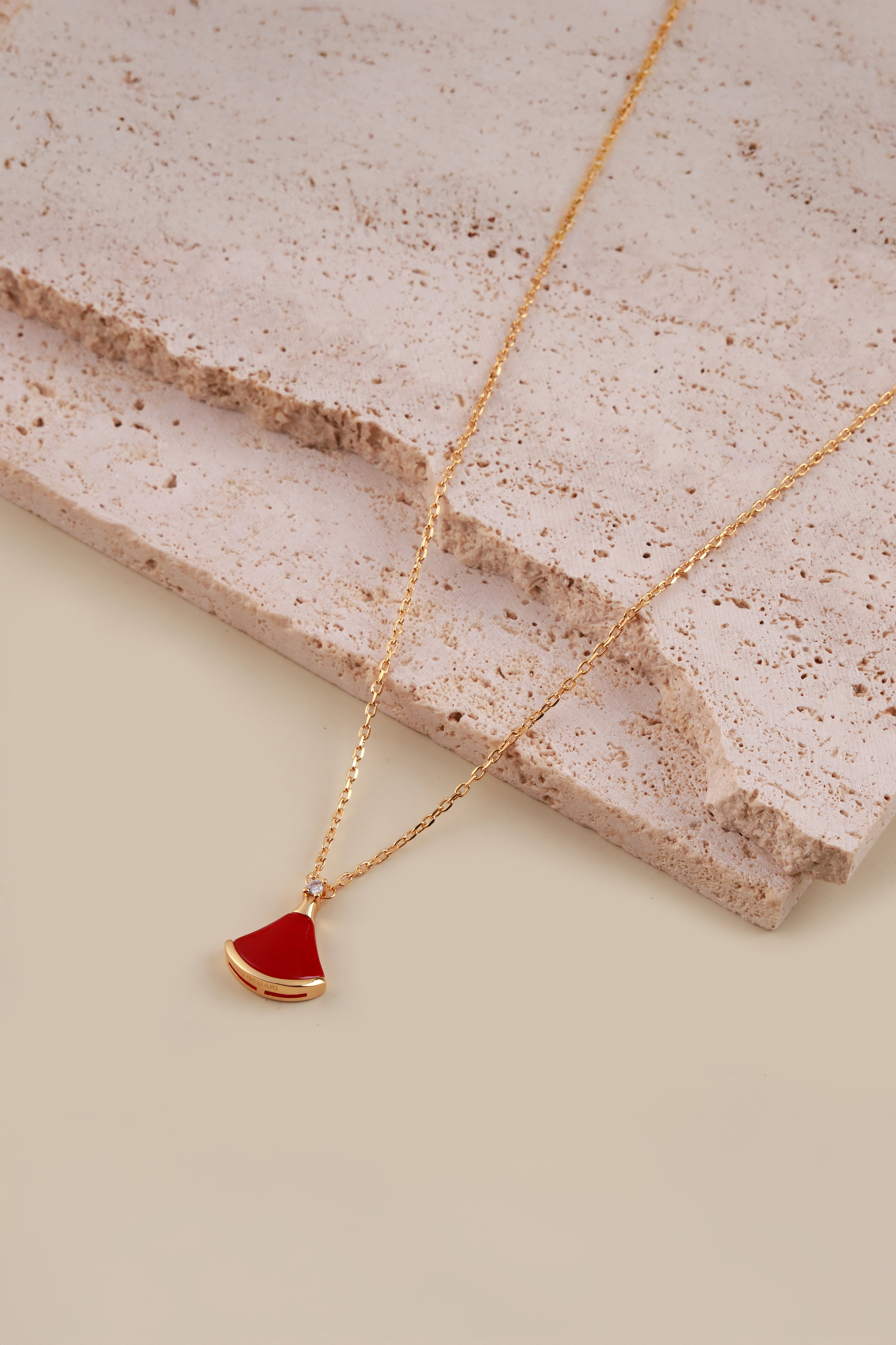 Red Gleam Bulgaree Neckchain