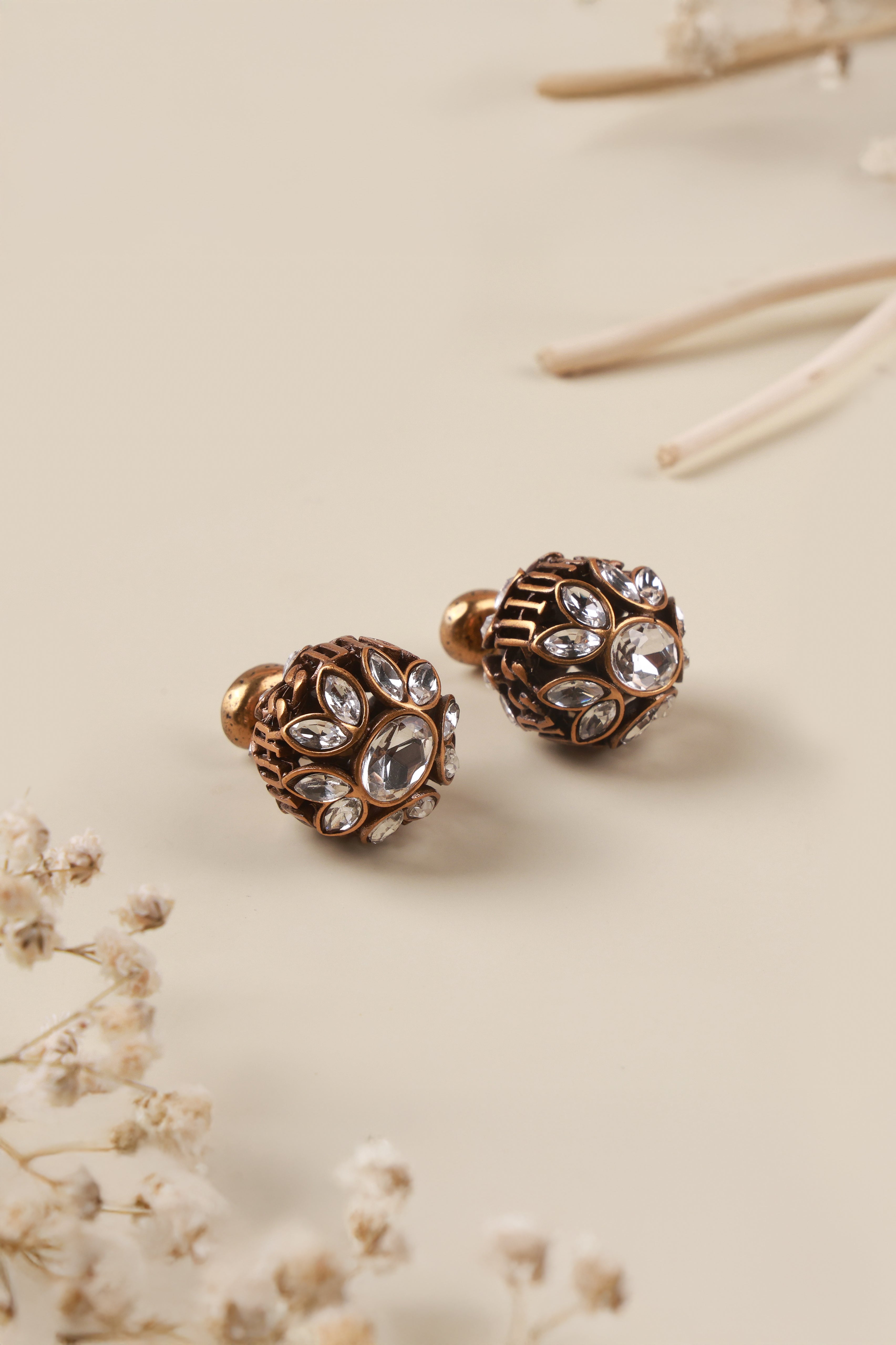 Crystalline Spark Diot Studs