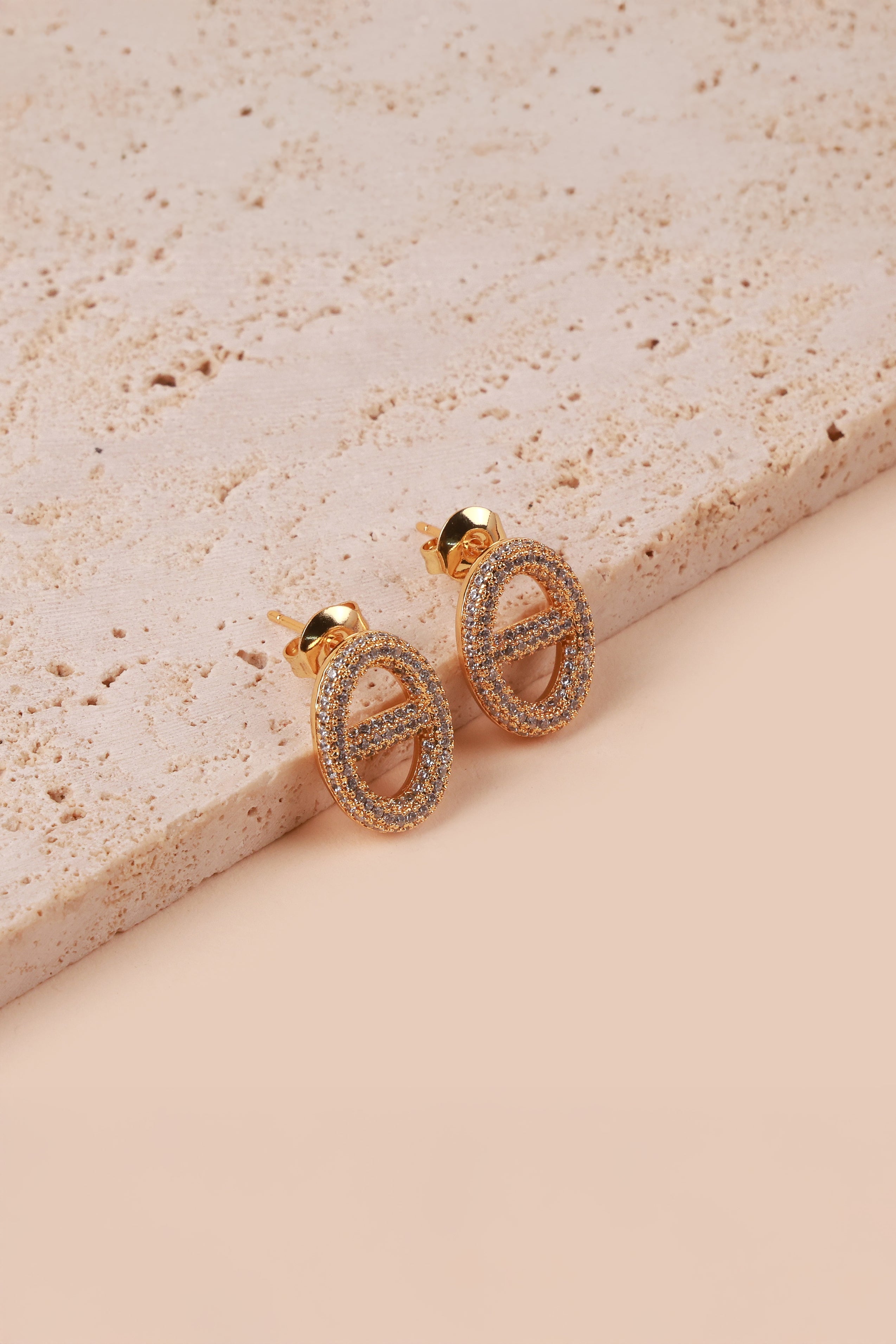 Bud Charms Hermie Studs