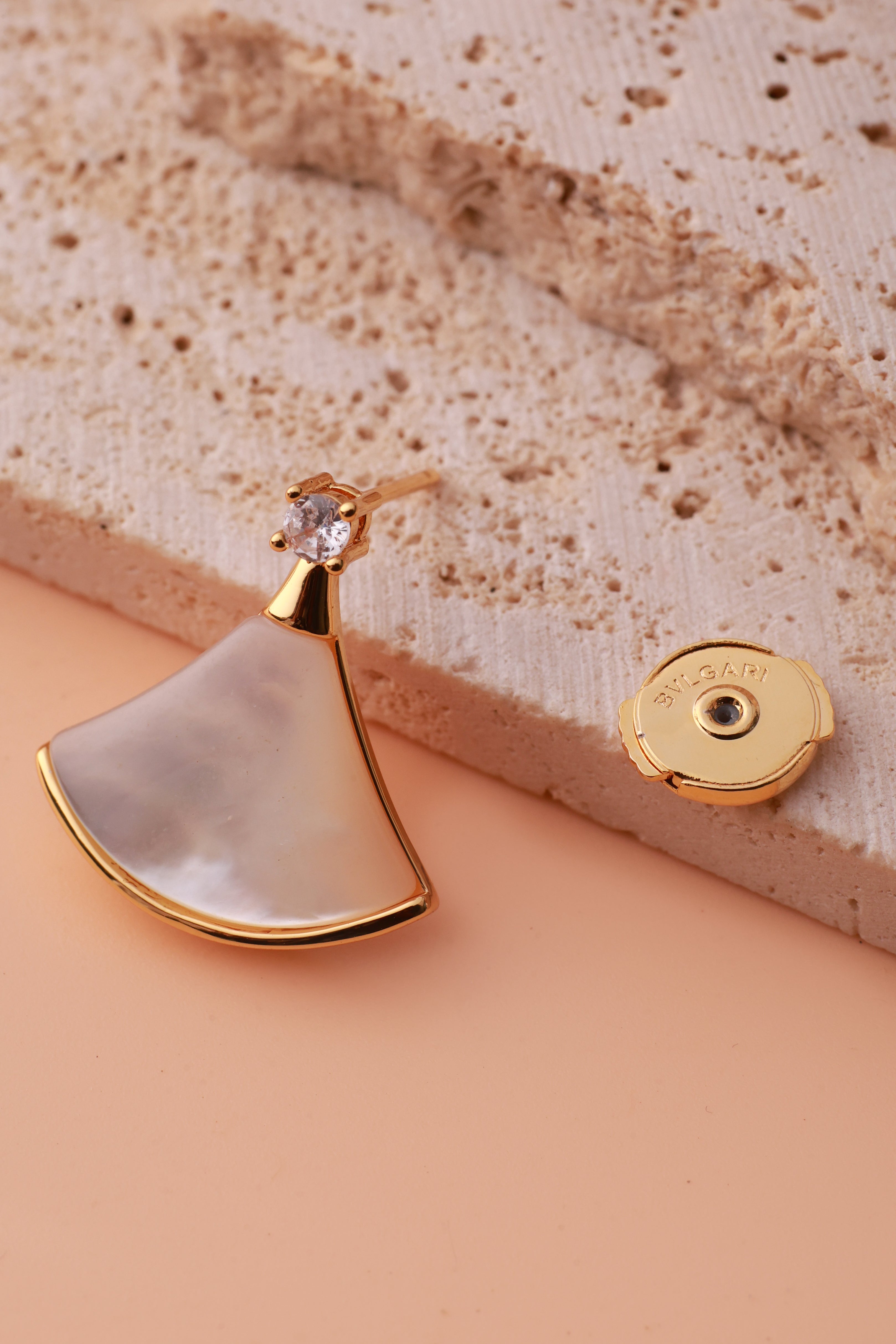 Alaria Beige Bulgaree Earrings